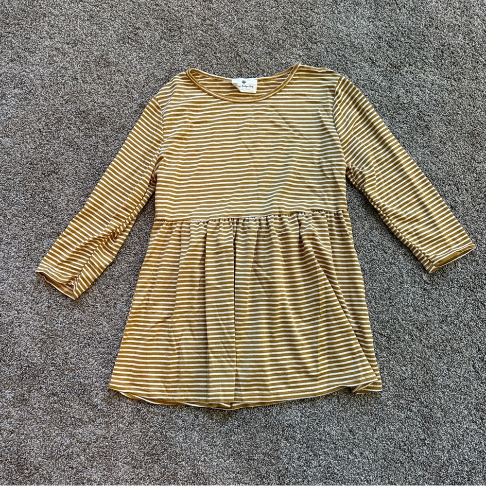 Betsey’s Boutique Shop Mustard/White Striped Womens Small Babydoll Top NWOT